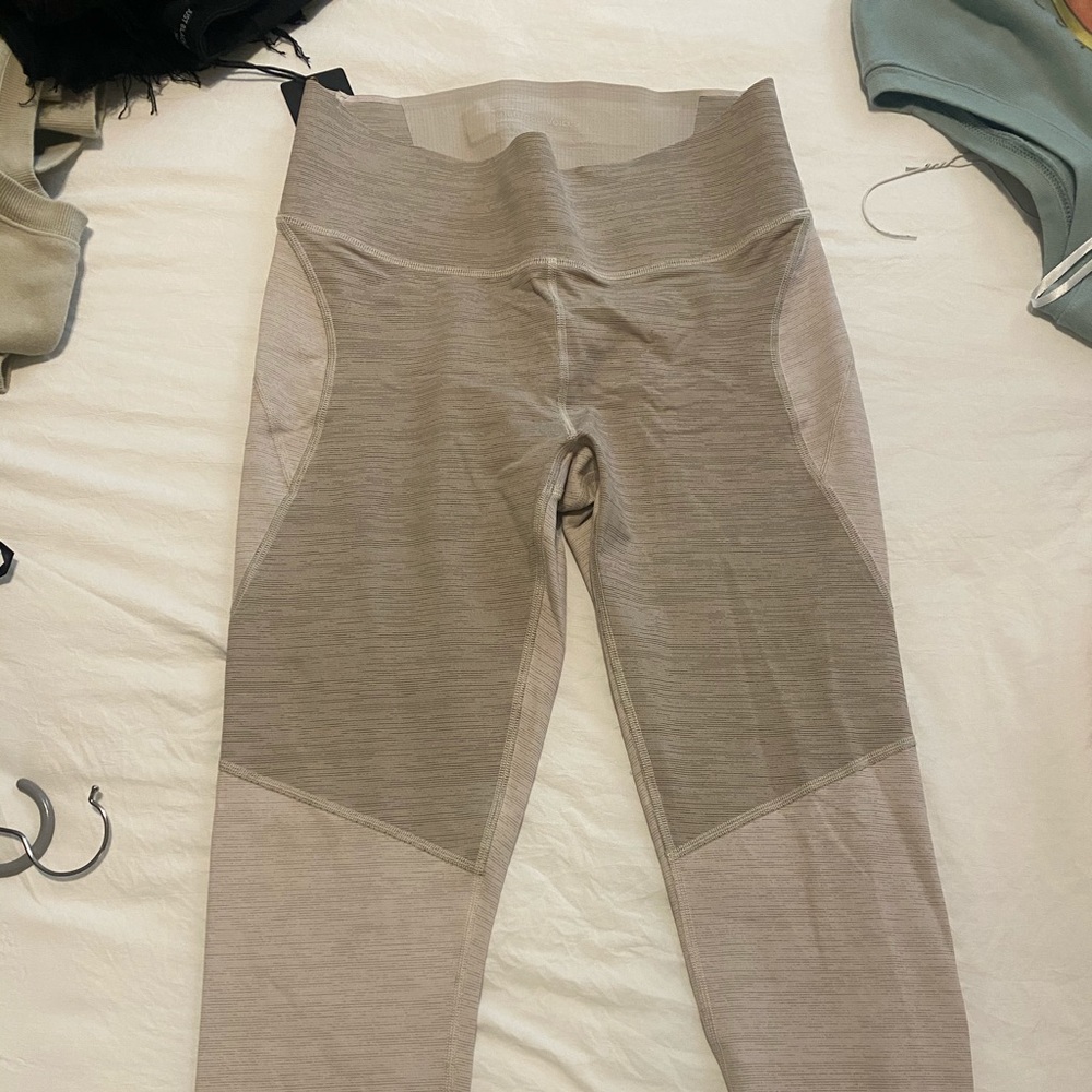 Outdoor voices leggings